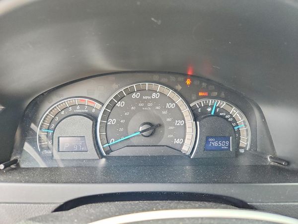 2013 TOYOTA CAMRY