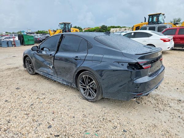 2026 TOYOTA CAMRY