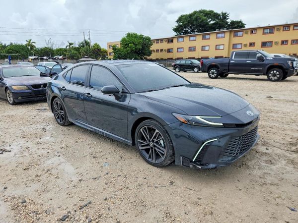 2026 TOYOTA CAMRY