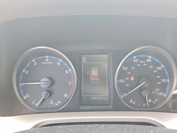 2017 TOYOTA RAV4 LE