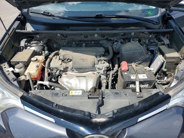 2017 TOYOTA RAV4 LE