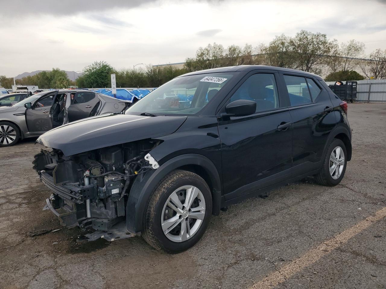 2023 NISSAN KICKS S