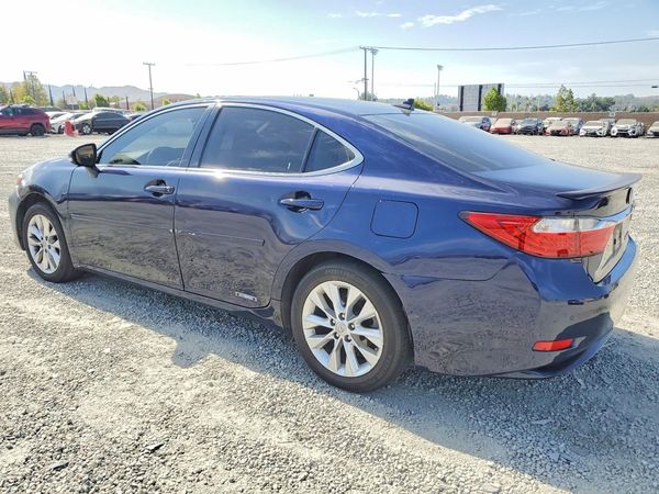 2013 LEXUS ES 300h