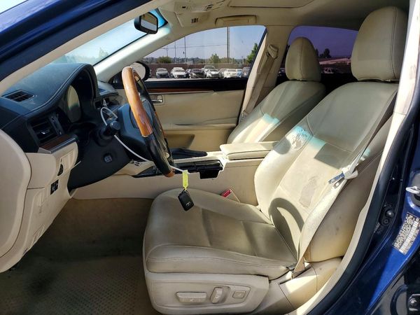 2013 LEXUS ES 300h