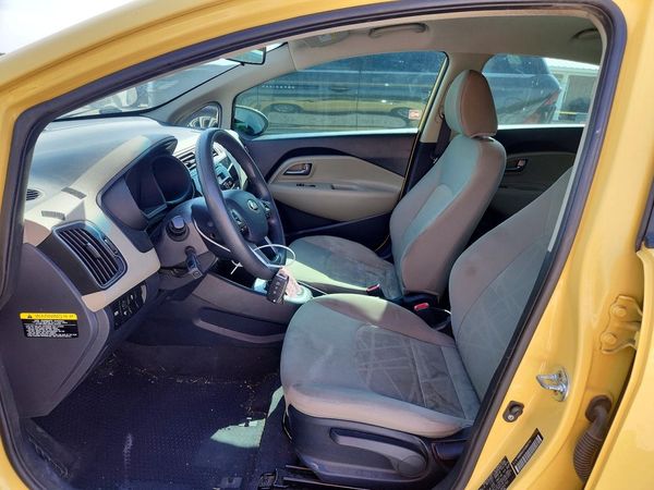 2016 KIA RIO LX A/T