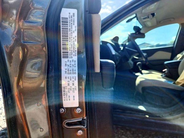 2015 JEEP CHEROKEE SPORT 4X4