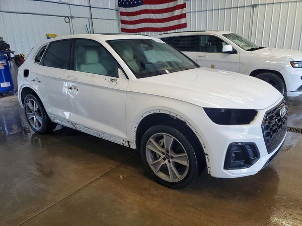2025 AUDI Q5 S Line quattro Premium