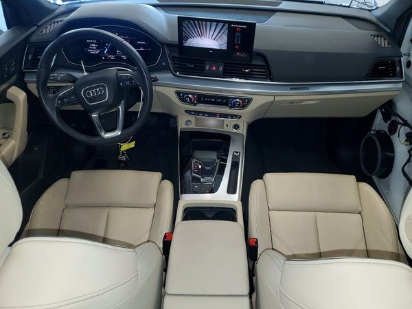 2025 AUDI Q5 S Line quattro Premium