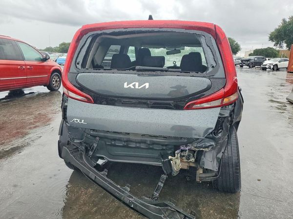 2022 KIA SOUL