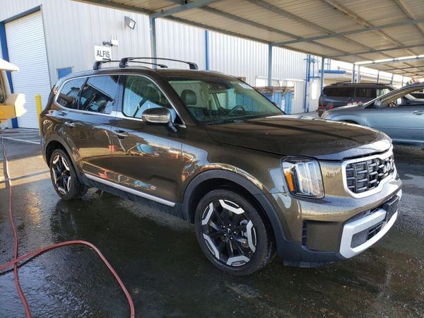 2025 KIA TELLURIDE S — Passenger 3/4