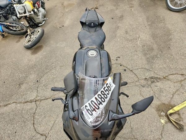 2025 YAMAHA YZF R7