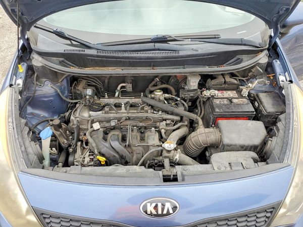2016 KIA RIO LX A/T