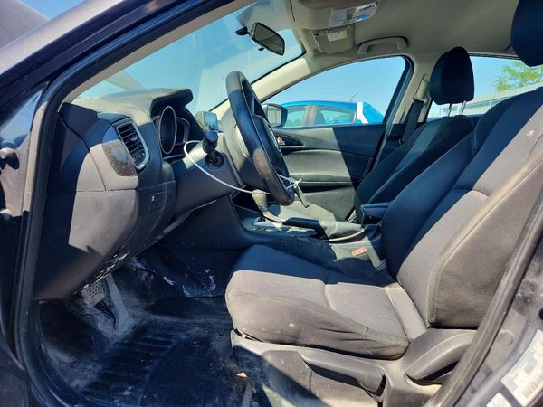 2015 MAZDA 3 Sport/GX