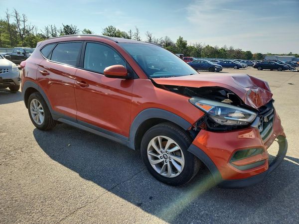 2016 HYUNDAI TUCSON