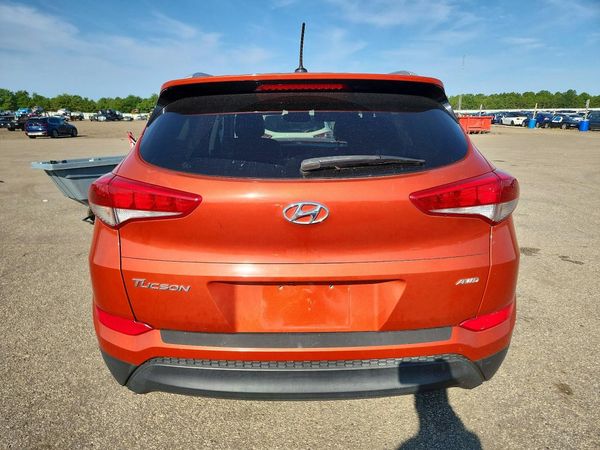 2016 HYUNDAI TUCSON