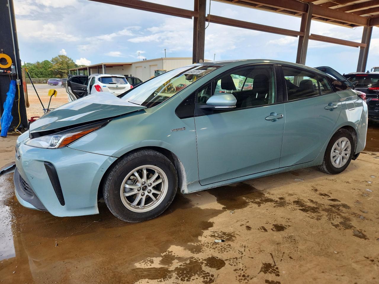 2022 TOYOTA PRIUS