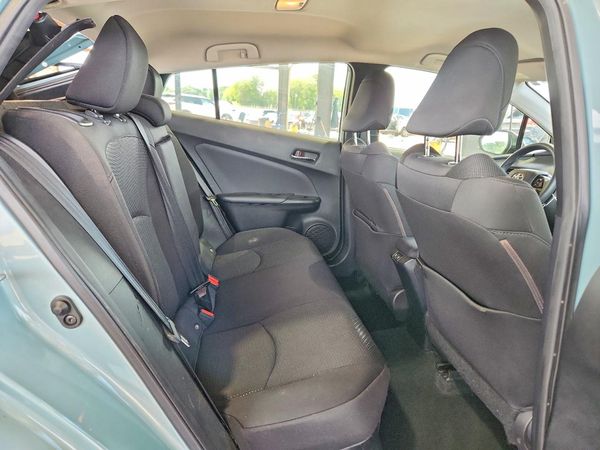 2022 TOYOTA PRIUS
