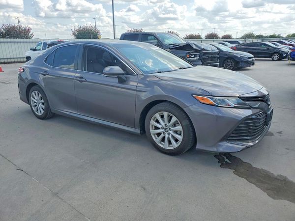 2018 TOYOTA CAMRY