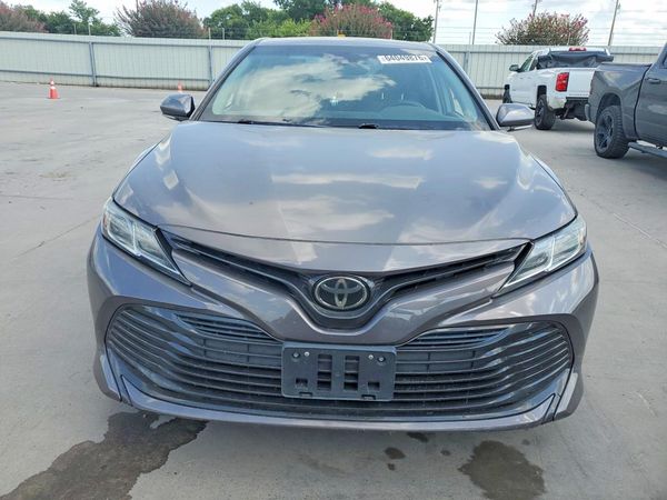 2018 TOYOTA CAMRY