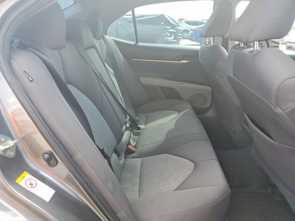 2018 TOYOTA CAMRY