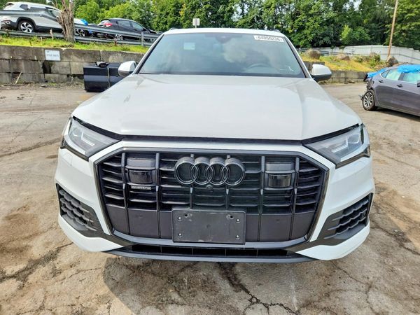 2022 AUDI Q7