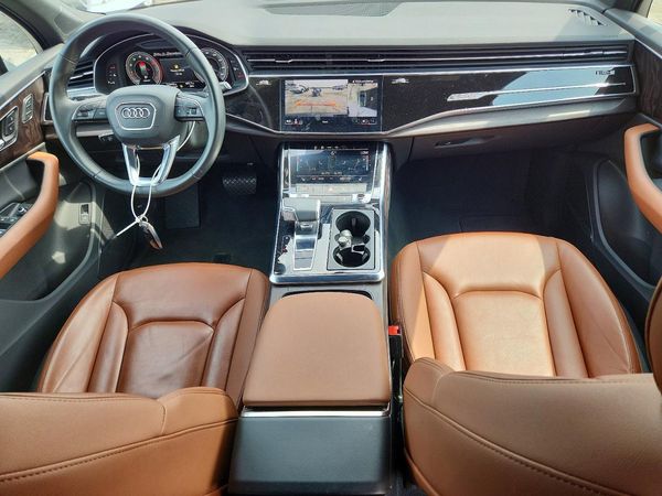2022 AUDI Q7