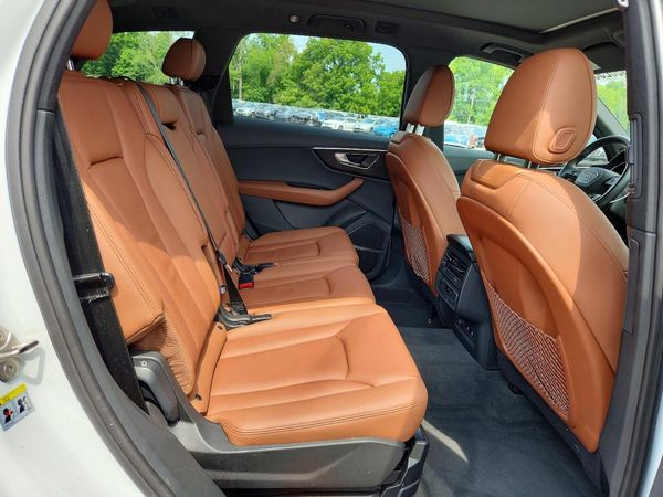2022 AUDI Q7