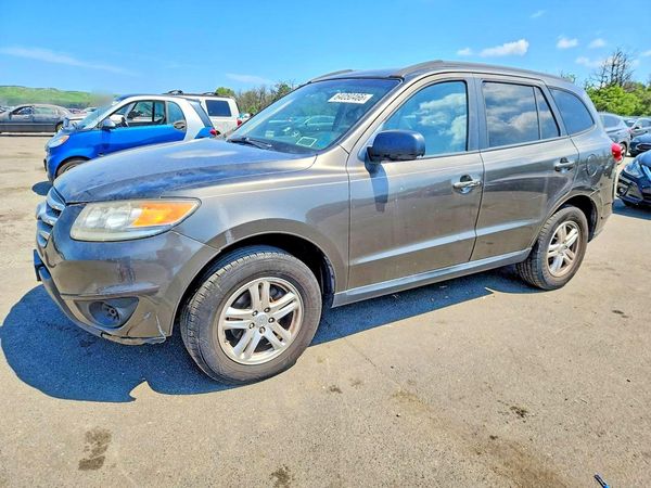 2012 HYUNDAI SANTA FE GL(Middle-low ) — Front 3/4