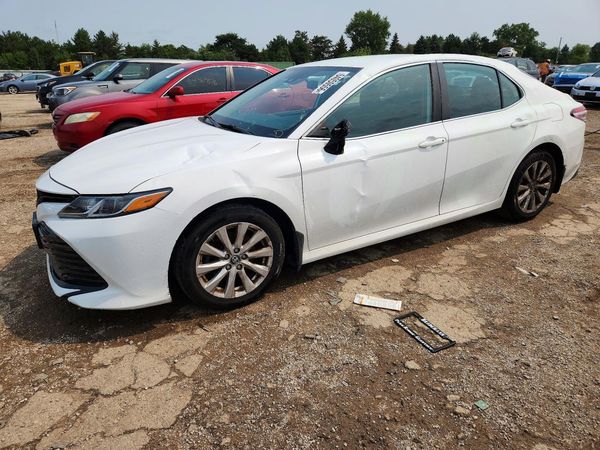 2019 TOYOTA CAMRY