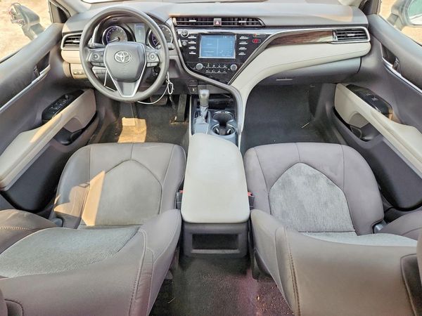 2019 TOYOTA CAMRY