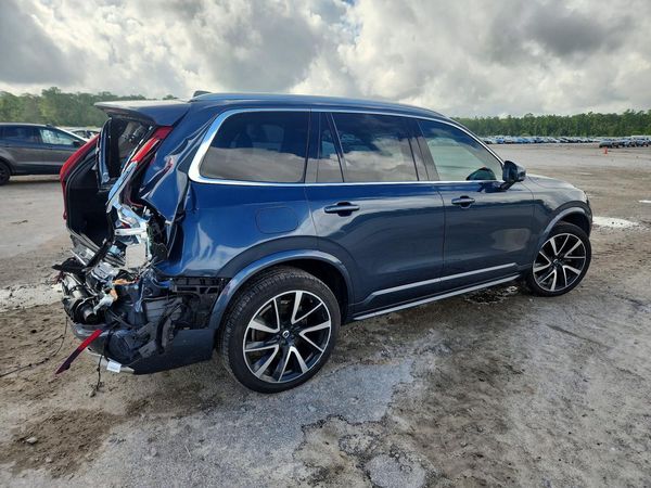2022 VOLVO XC90 Momentum (excl S60)