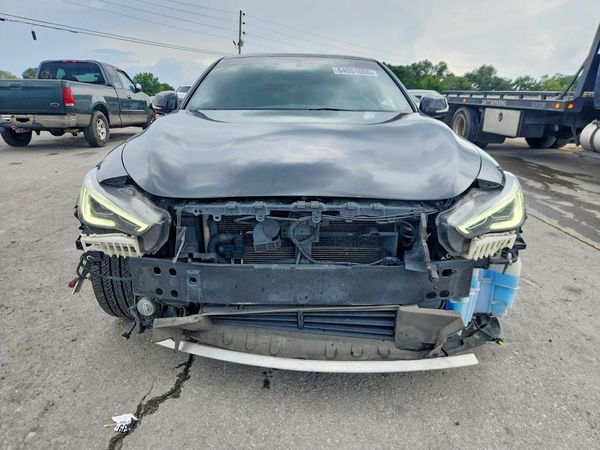 2017 INFINITI Q60