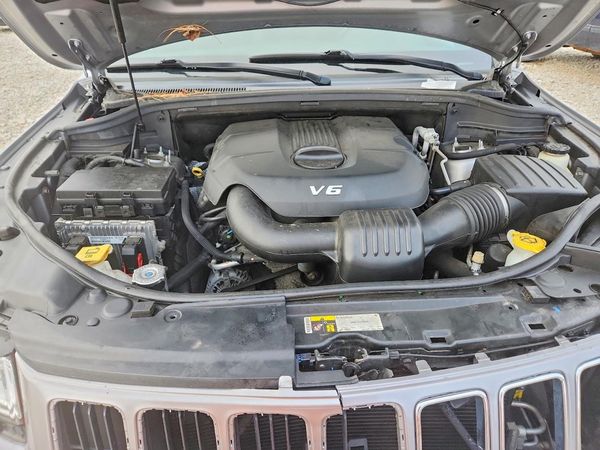 2015 JEEP GRAND CHEROKEE LIMITED 4X4