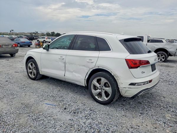 2021 AUDI Q5 quattro Premium Plus