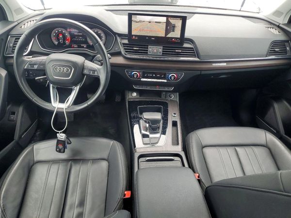 2021 AUDI Q5 quattro Premium Plus