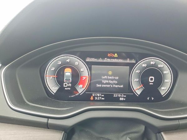 2021 AUDI Q5 quattro Premium Plus