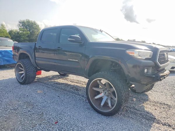 2018 TOYOTA TACOMA