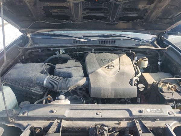 2018 TOYOTA TACOMA