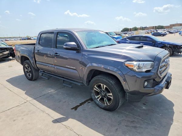 2017 TOYOTA TACOMA