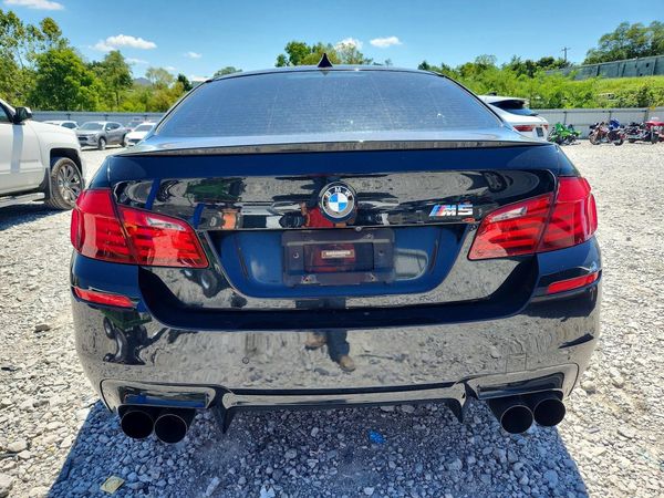 2013 BMW M5