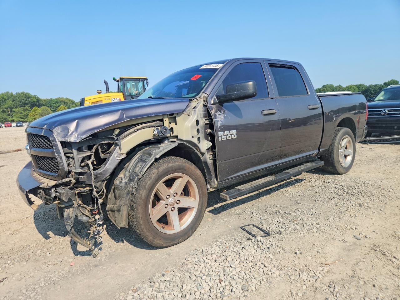 2014 RAM 1500 ST CREW CAB 4X2