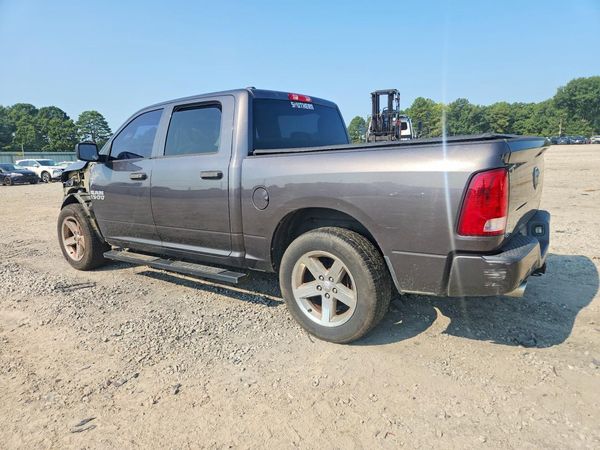 2014 RAM 1500 ST CREW CAB 4X2
