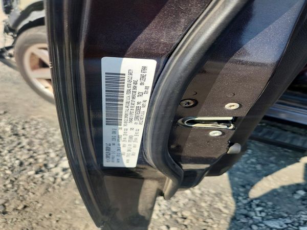 2014 RAM 1500 ST CREW CAB 4X2