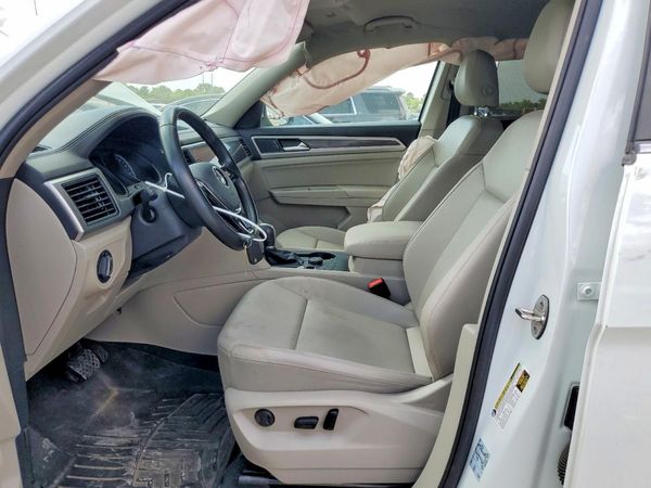 2018 VOLKSWAGEN ATLAS 4Motion SE