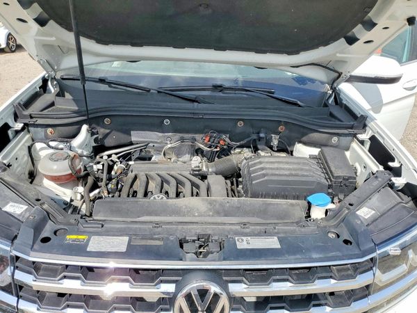 2018 VOLKSWAGEN ATLAS 4Motion SE