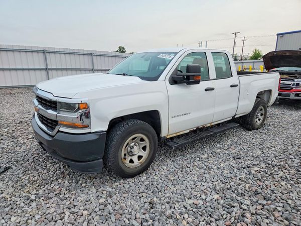 2017 CHEVROLET SILVERADO — DSFA — Front 3/4