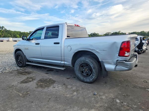 2014 RAM 1500 ST