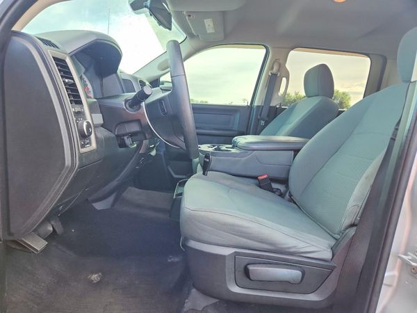 2014 RAM 1500 ST
