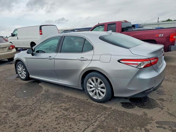 2019 TOYOTA CAMRY