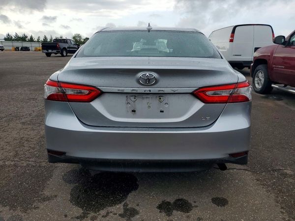 2019 TOYOTA CAMRY